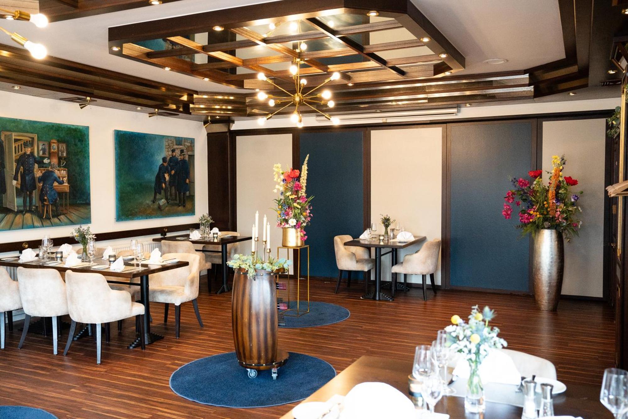 Hotel Zur Post New Style ガルレル エクステリア 写真